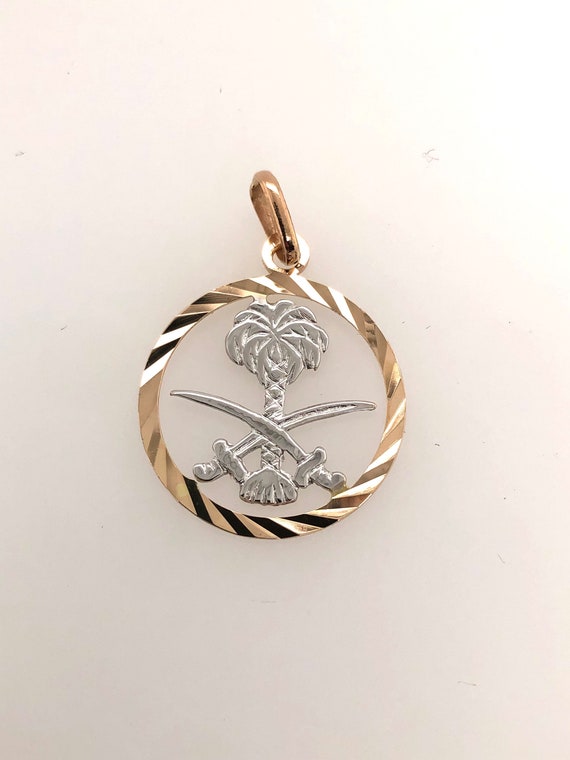 Vintage Saudi Arabia Charm in 18k White and Yellow Gold. - Etsy