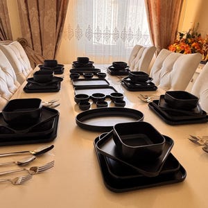 Modern Dinner Set Break Resistant 48 Pcs Large Family Size 8 Serving Black Dinnerware