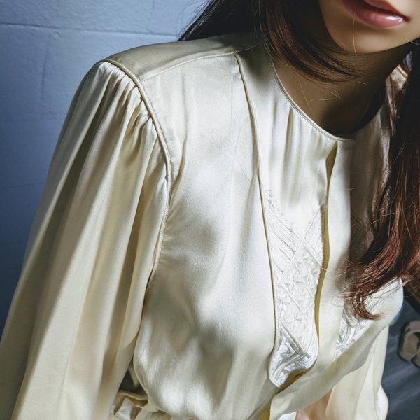 Vintage Mauve 100% Silk Button Down Blouse ••• main image 1