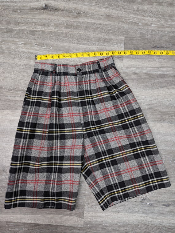 90s Y2K Plaid Bermuda Shorts made in USA. Gray, B… - image 7