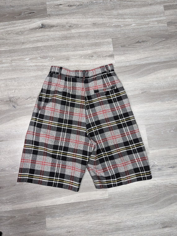 90s Y2K Plaid Bermuda Shorts made in USA. Gray, B… - image 8