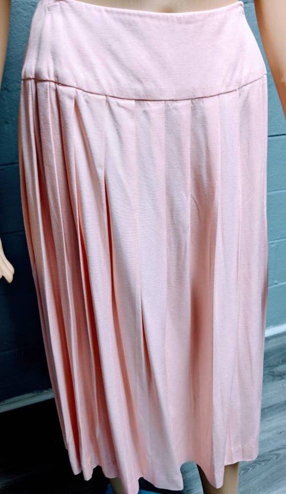Pleated midi skirt size cheap 8