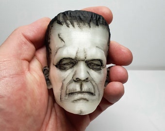 Frankenstein magnet, Frankensteins monster Glow in the dark horror magnet. Creepy gift halloween. Perfect present for classic horror lovers.