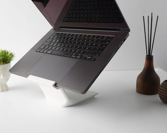 Gravity-Defying Laptop Stand | Futuristic Illusion Design for Bold Desks