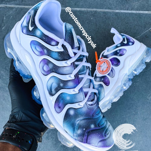 Custom Nike Vapormax Plus white Hole 