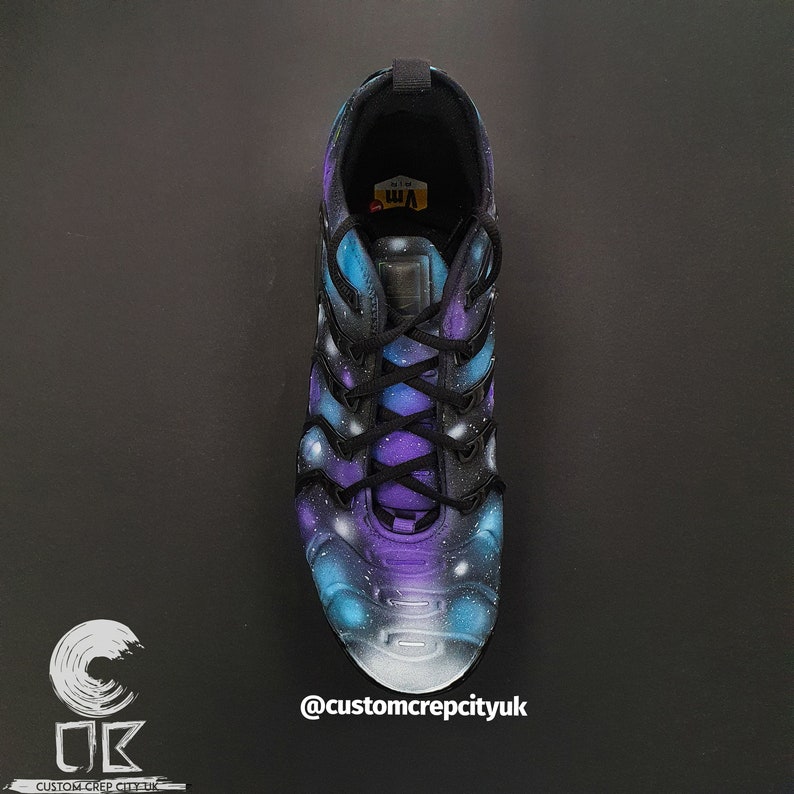 custom nike vapormax plus