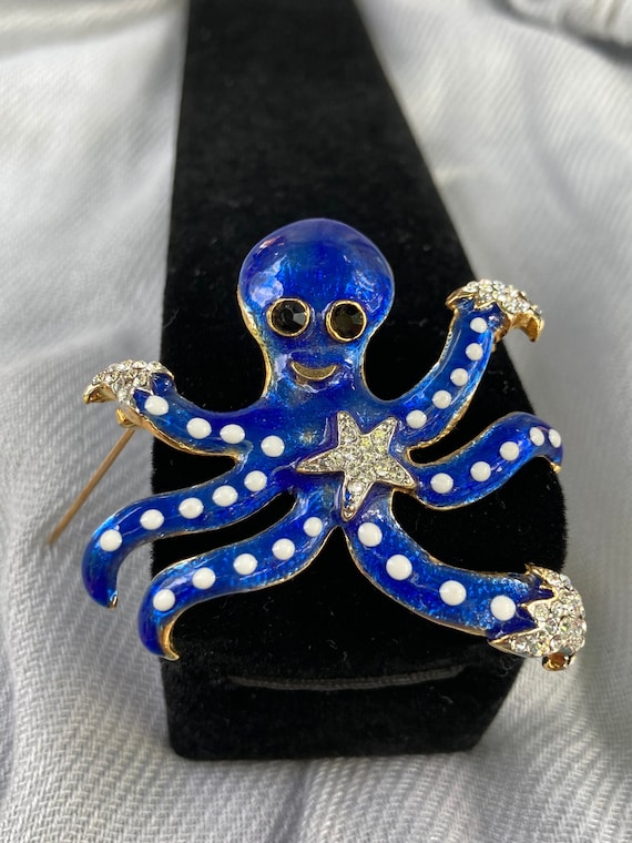 Smiling Blue Octopus with rhinestones and white a… - image 1