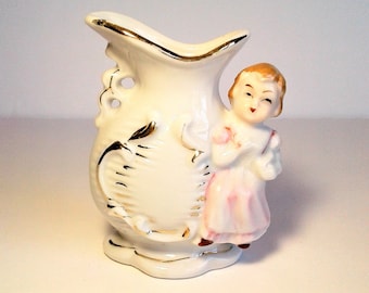 Vintage 1950er Jahre Knospe Vase Japan Mädchen in rosa mit Gold vergoldet Kanten Keramik, Shabby Chic. Mid Century Modern. Romantische