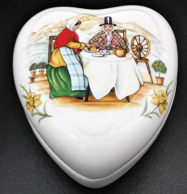 Heart Shaped Trinket Ring Box Staffordshire Fine Bone China Daffodiles Women Having Tea With