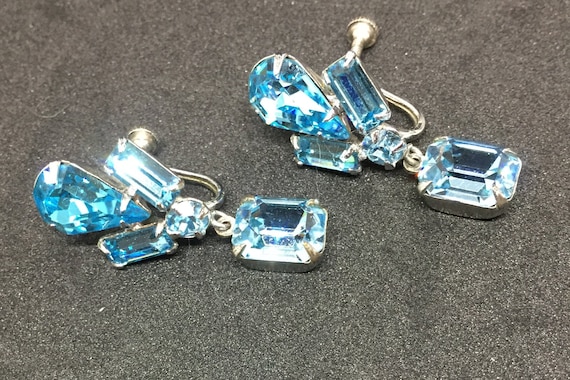 Vintage 1950 Aqua Blue Rhinestone Earrings - image 1