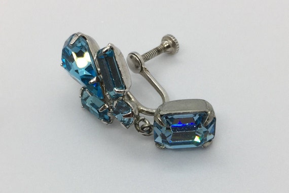 Vintage 1950 Aqua Blue Rhinestone Earrings - image 3