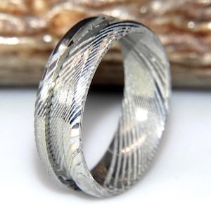 Damascus Stainless Steel Beveled Edge Ring Blank for Inlay