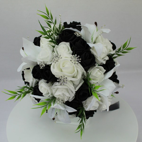 Custom Realistic Artificial Black & White wedding bouquet singles