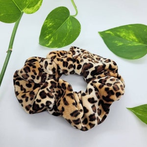 Velvet Cheetah Print Scrunchie / Cheetah Print / Scrunchies / Hair Accessories/ Handmade Scrunchie