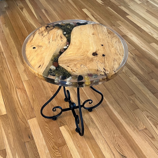 Live End Table / Side Table / Round Epoxy Coffee Table / Natural Edge Side Table / Epoxy River / Pedestal / Nightstand / Handmade / In Stock