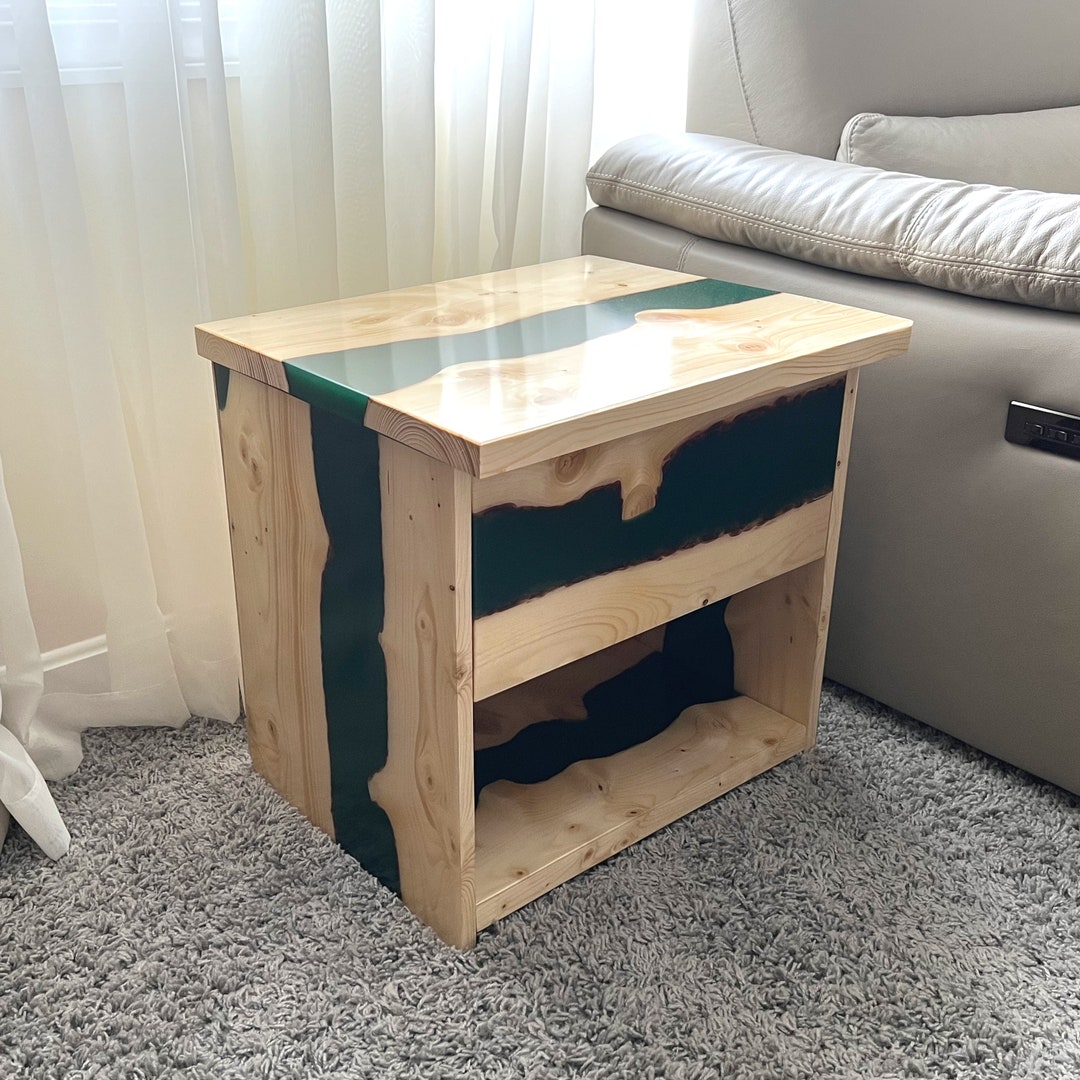 Epoxy Nightstand / Pine Tree and Epoxy Resin / River Nightstand
