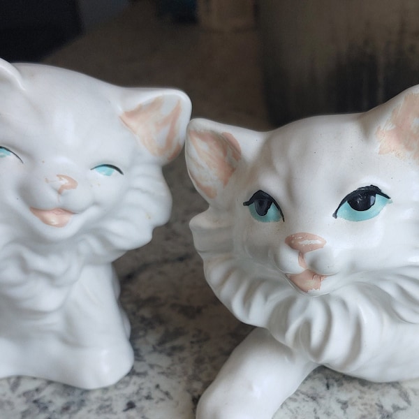 Vintage White Ceramic Kitten Figurine Pair