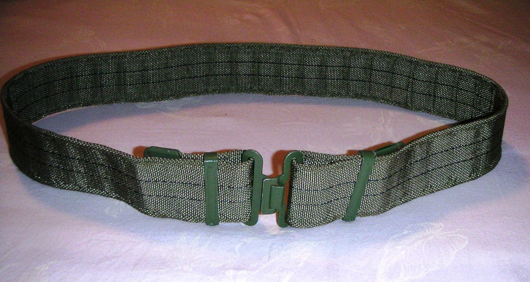 ＮＶＡ東ドイツ軍/人民軍＊２ndタイプ＊バックルベルト＊９３．５ｃｍ（実物） NVA東ドイツ軍/人民軍＊2ndタイプ＊バックルベルト＊93