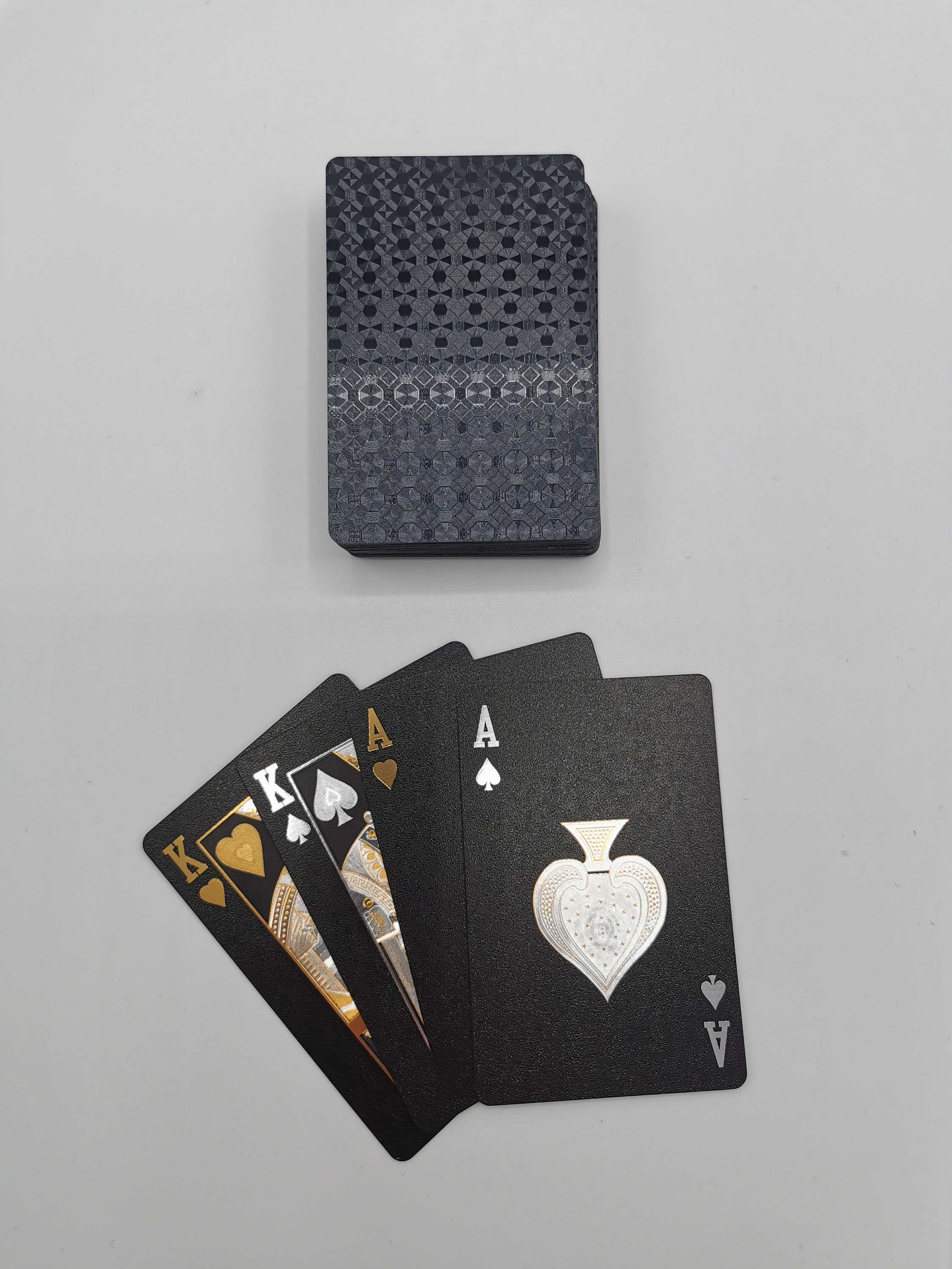 Full Poker Deck Gold Silver Black Foil Dollar Plaid Style Plastic Playing Cards 