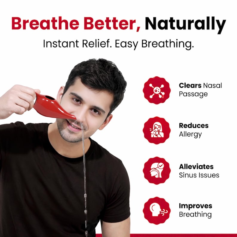 Puede incluir: Un hombre usa un dispositivo de enjuague nasal rojo, con agua fluyendo de su fosa nasal. El texto dice "Breathe Better, Naturally" y "Instant Relief. Easy Breathing." Los iconos indican beneficios: limpia el conducto nasal, reduce la alergia, alivia los problemas de los senos paranasales, mejora la respiraci&oacute;n.