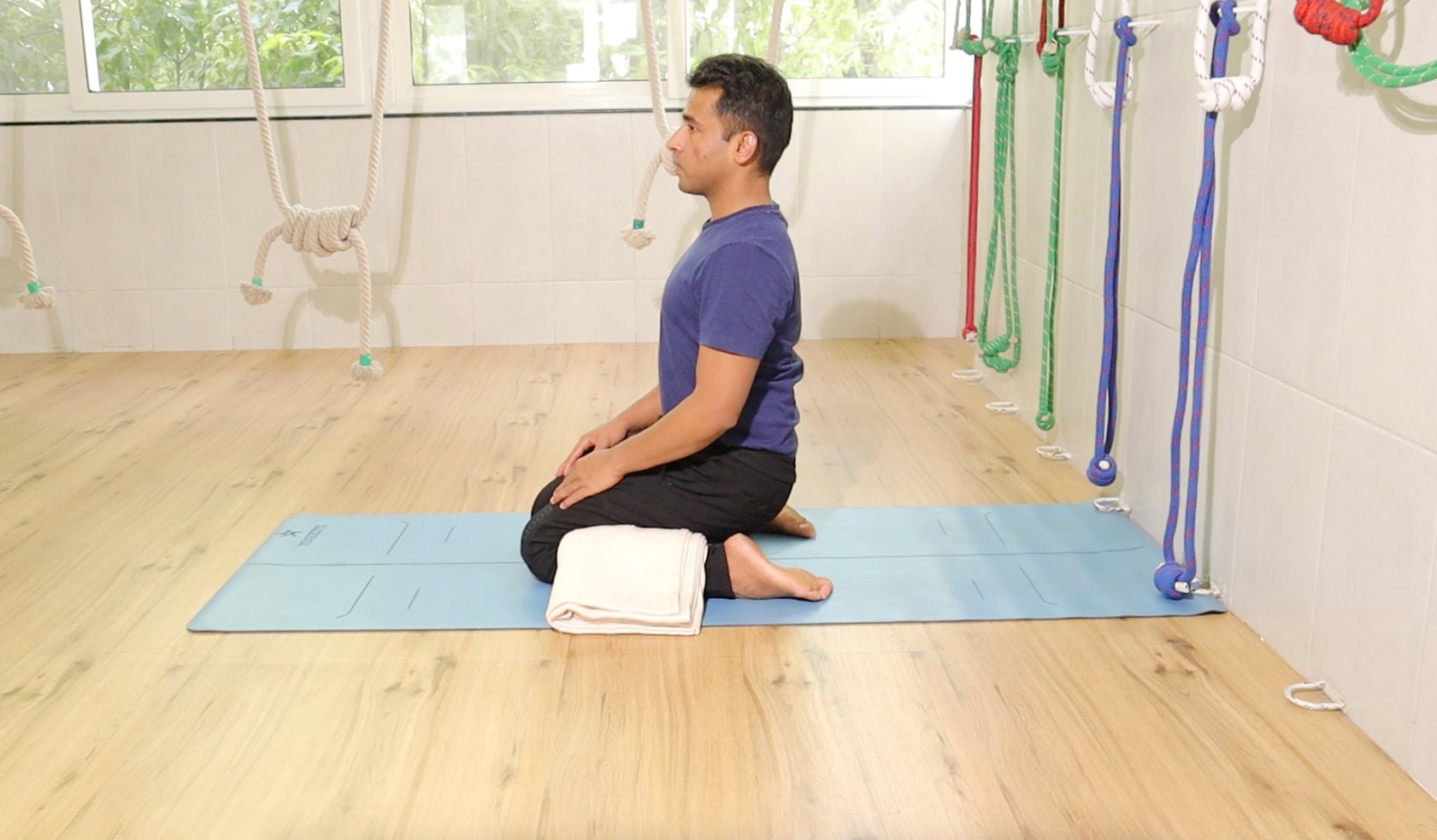 Iyengar 100% Handwoven Cotton Yoga Blanket Single, Unbleached Pune Cotton  Yoga Blanket. -  Singapore