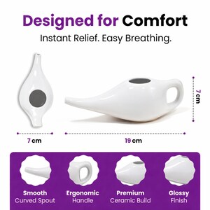 Puede incluir: Una taza de cer&aacute;mica blanca con asa negra y el texto "But first, coffee" en estilo manuscrito. Ideal para bebidas calientes.