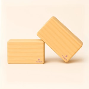 Light Pine Wooden Yoga Block(Set of 2pcs)- Eco-Friendly, Non-Slip Surface – Ideal for Iyengar Yoga, Balance & Support in Yoga Practice
