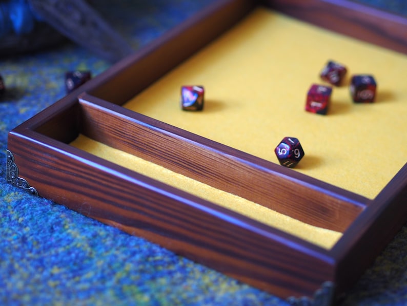 Dice tray dnd / dice rolling tray / dungeons and dragons gifts Etsy