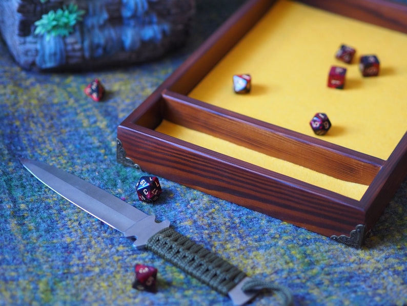 Dice tray dnd / dice rolling tray / dungeons and dragons gifts Etsy