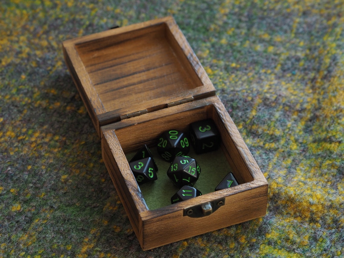 DND Dice box / dice vault / engraved dice holder / dnd gifts Etsy