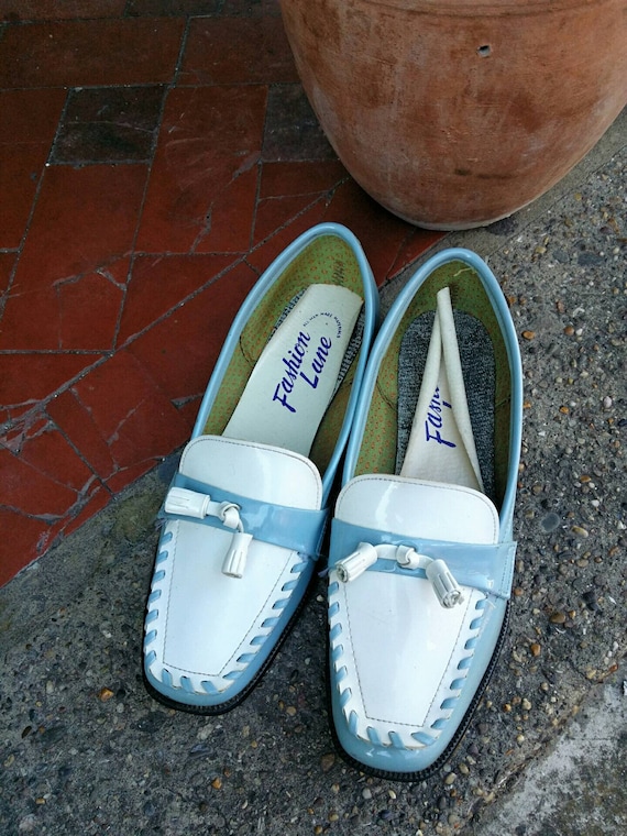 Vintage 1950s 60's Moccasin Slip on Tasselled Patent Leather