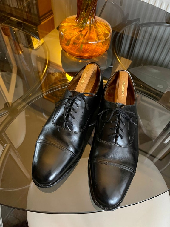suit ke shoes