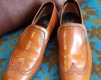 Fab Vintage 1970s 70's dandy sartorial Saville row tan leather slip on loafers shoes.Superb condition size 6.