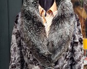 Fab Vintage 1970s 70 39 s foxy brown Blaxploitation era cat print double breasted faux fur belted coat with oversized collar.Small 8-12 quot vgc