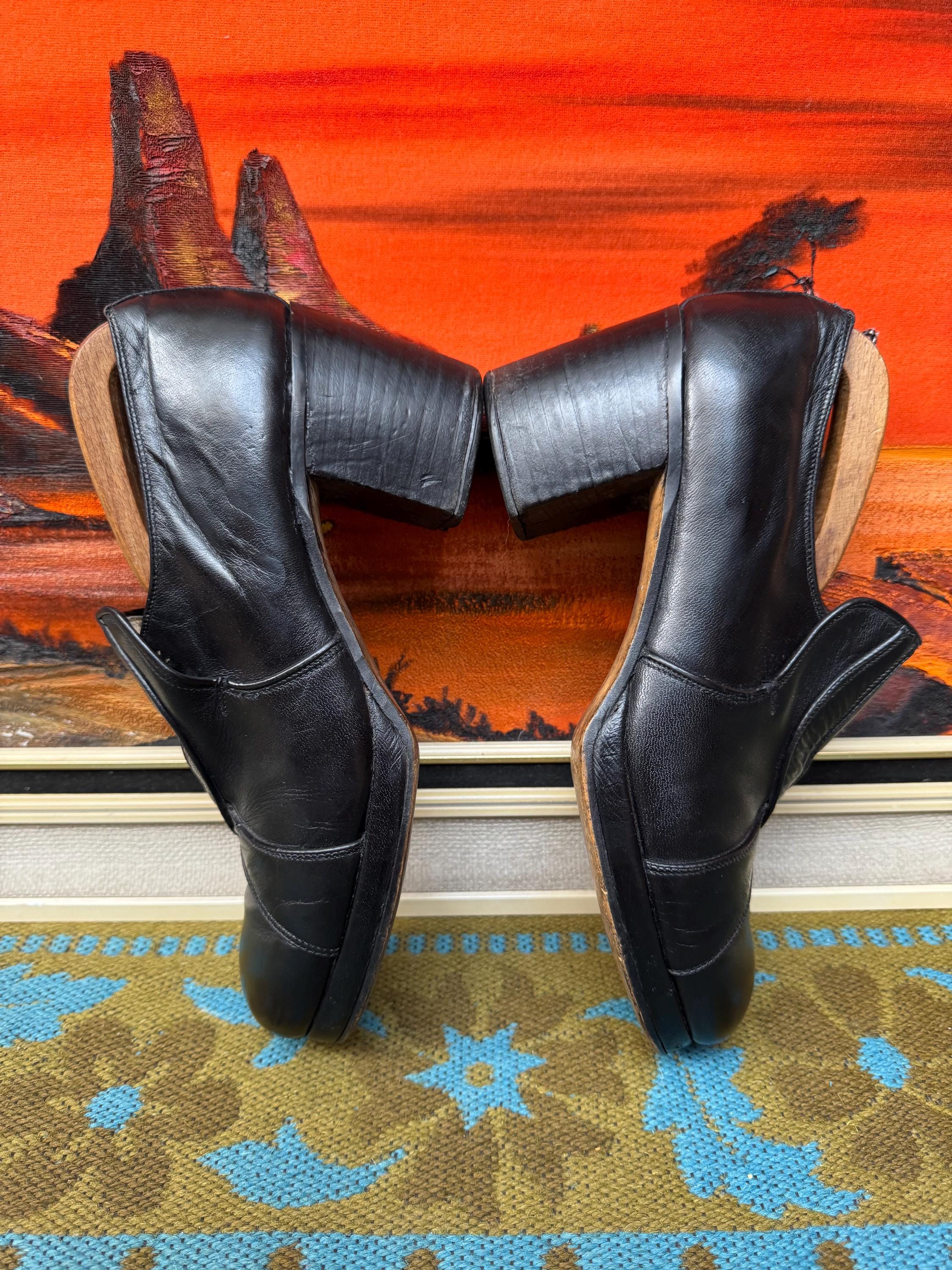 Vintage 1970s Mid 70's Black Leather 3” Inch High Block Heel Slip