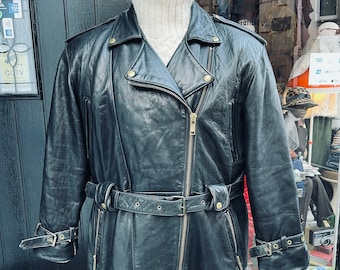 Amazing Vintage 1980s 80’s heavyweight quality leather motorcycle biker belted zipped police messenger jacket.superb condition.Large 42-44”c