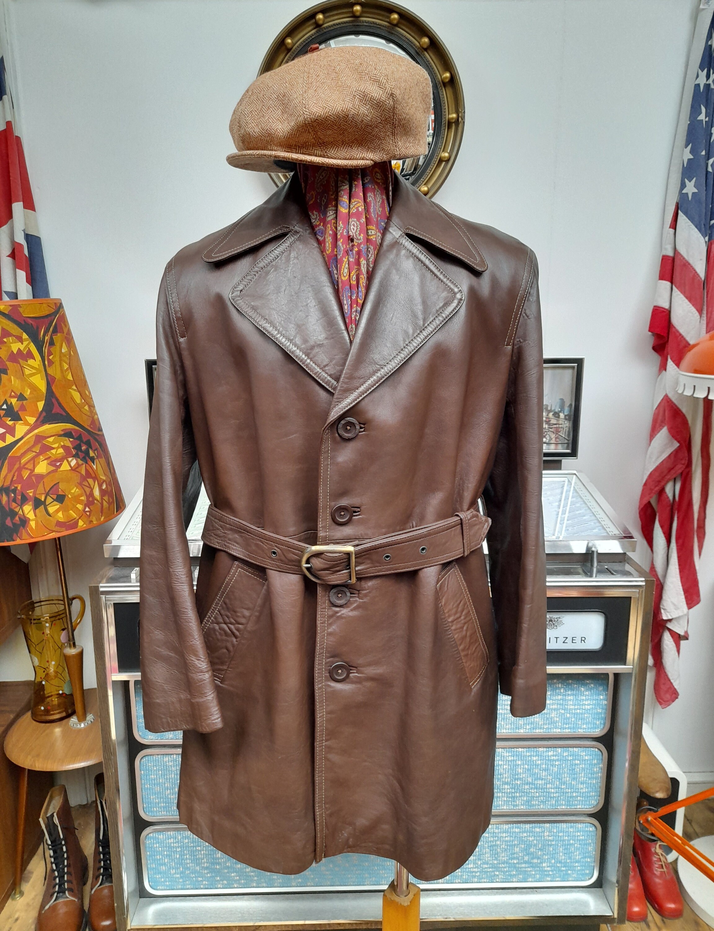 Vintage 60s large 70s Leather