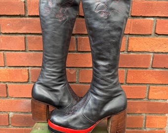 RARE 1970s knee high thick black red leather Bowie Sweet Dave Hill glam rock stage Eagle motif platform boots,4” stacked heel.Size 10,USA 11