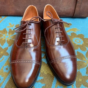Mint Deadstock Vintage John White 1970s 80’s brown leather Oxford Derby shoes,very smart footwear perfect with a suit.UK Size 9