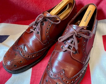 Stunning Vintage 1970s 70’s John White brown leather wing tip brogues shoes,finest quality shoemaker.UK Size 8 vgc