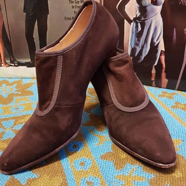 Beautiful Valmy Moda brown suede leather half ankle boot court shoe covered boot,made in Italy.