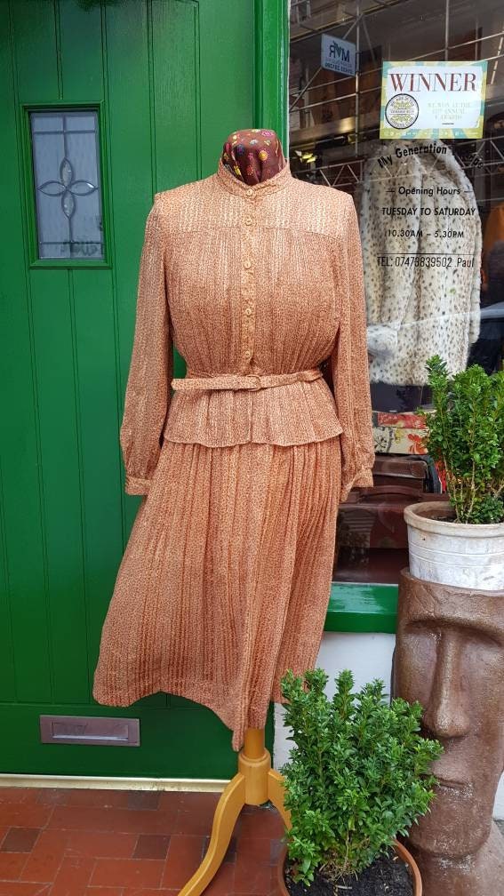 Image of Beautiful Vintage S Early S Ditsy Print Flapper Mary Jane Lindy Hop Swing Tea Dress, High Neck Belted Flared.S S Style.small  -