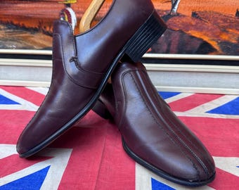 Fab Vintage 1960s early 70s Consulate quality jazzy mod slip on Oxblood loafers shoes in excellent condition size 8.