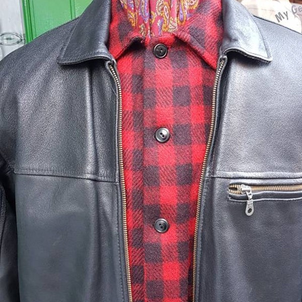 Vintage Rockabilly 1980er 80er Jahre U.S. Posse Skins schweres Leder Psycabilly 1950er Jahre Look Biker Motorrad Marlon Brando Style Jacke.X Large - 47c