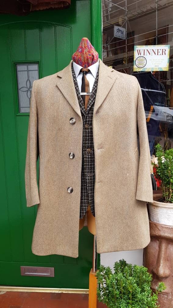 Image of Fab Vintage Gents 1960S 60's Modernist Lambourne Phillips & Piper Ltd Pure New Wool Overcoat, Cold Weather Winter Coat.large 42-44" Chest