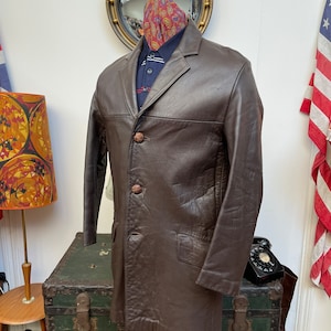 Vintage 1960s 60’s chocolate brown leather 3 football button small lapel mod suedehead leather jacket coat.Small to 40” chest