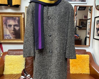 Vintage 1950s early 60s John Collier thick fleck oversized Donegal style wool tweed overcoat with a rayon viscose lining.X-Large 44-46”c