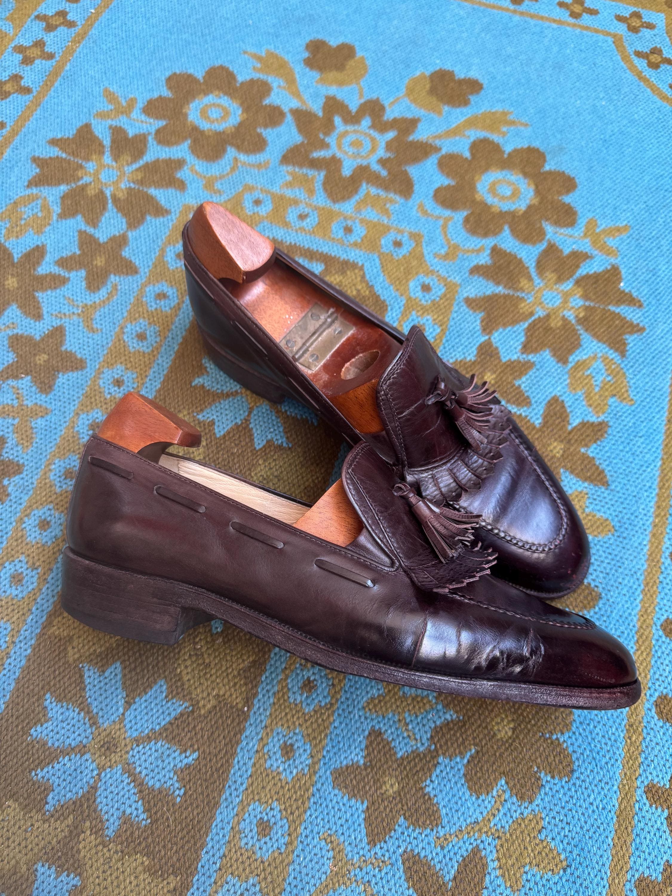 Vintage TANINO CRISCI Burgundy Cordovan Leather Low Heel Bow