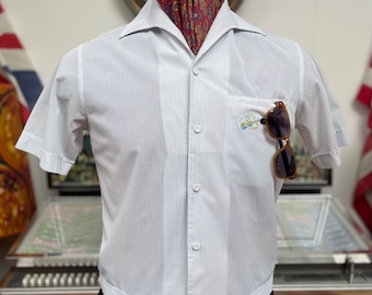 Beautiful Vintage 1950s original Iolani subtle pin striped open neck camp collar shirt-jac shacket resort Rockabilly shirt.Small to 39”c vgc
