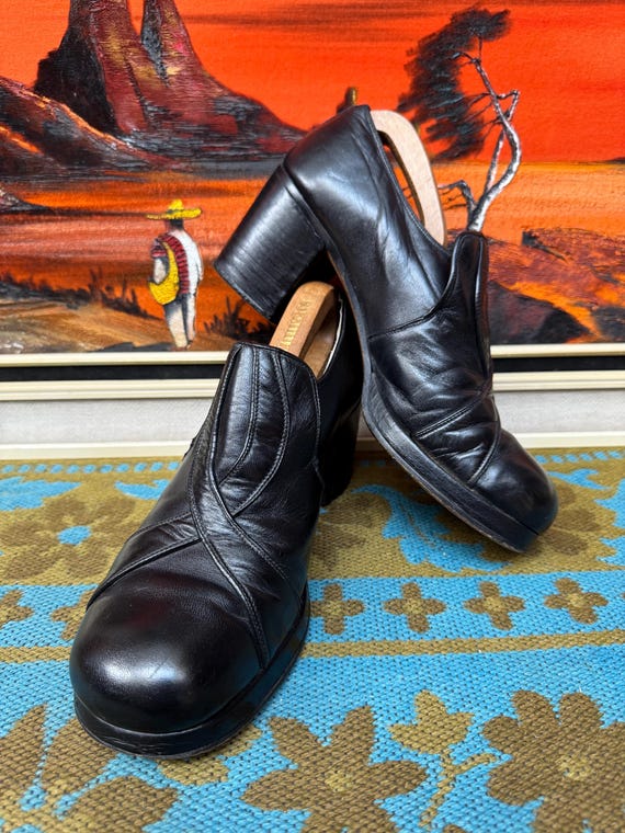 Vintage 1970s Mid 70's Black Leather 3” Inch High Block Heel Slip